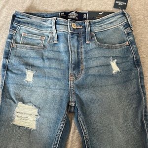 bought wrong size, tags still on, never worn